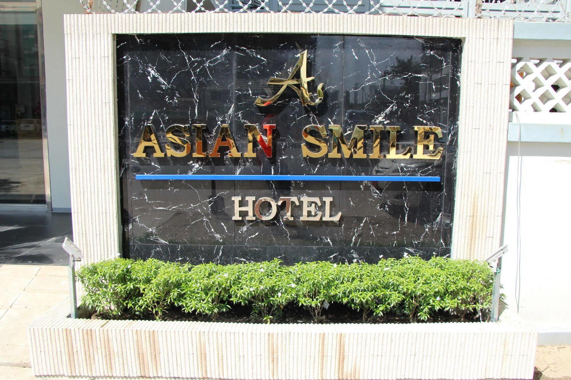 Asian Smile Hotel Yangón Exterior foto